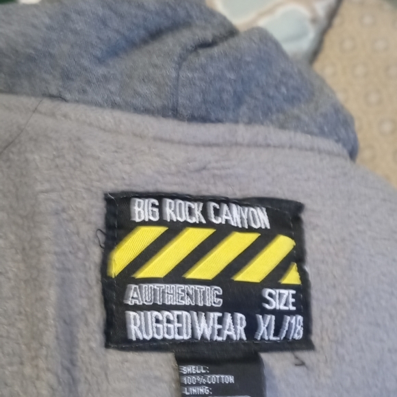 AVAILABLE -Big Rock Canyon Flannel Coat size XL/18 Boys - Picture 5 of 5